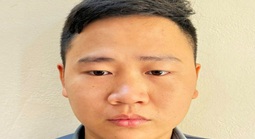 Nam thanh niên nhiều lần đưa bạn gái 13 tuổi vào nhà nghỉ làm "chuyện người lớn"