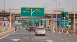 Tháo gỡ “nút thắt” cho phương tiện tiếp cận đường cao tốc Biên Hòa - Vũng Tàu