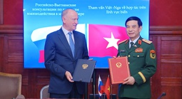 Việt Nam - Nga ký kết Kế hoạch hợp tác trong lĩnh vực biển