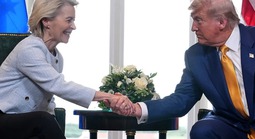 Rút củi đáy nồi