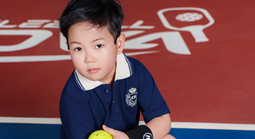 Người mẫu Đức Anh gây chú ý với bộ ảnh sporty đầy bản lĩnh và cuốn hút