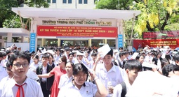 Đề văn lớp 10 Đà Nẵng dài, nhiều "bẫy" từ khóa
