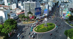 TPHCM: Giao thông vòng xoay Nguyễn Bỉnh Khiêm - Điện Biên Phủ ngày đầu phân luồng mới