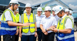 Đề nghị gỡ vướng mặt bằng, vật liệu để tăng tốc thi công cao tốc TPHCM - Trung Lương - Mỹ Thuận
