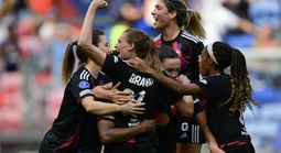 Thua sốc Lyon, Arsenal bị phế truất ở UEFA Champions League nữ