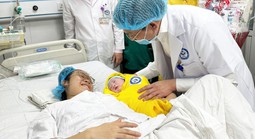 Tiếp tục bãi bỏ hạn chế sinh con thứ ba nhằm duy trì mức sinh thay thế