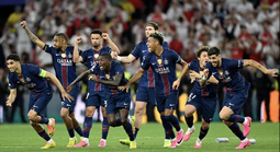Arsenal sút hỏng 2 lượt 11 m, PSG bảo vệ ngôi vương Champions League