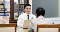 Người đàn ông cầu cứu bác sĩ sau khi tiêm filler tăng cường “bản lĩnh đàn ông”