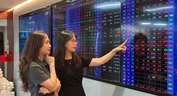 Điều gì đang khiến nhà đầu tư quay lưng với chứng khoán?