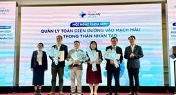 100 bác sĩ, chuyên gia y tế tham dự hội nghị khoa học tại Cần Thơ