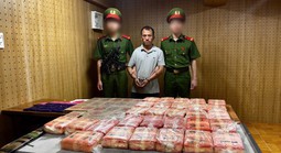 Nhóm đối tượng vận chuyển 50 bánh ma túy, nổ súng chống trả, chém bị thương công an