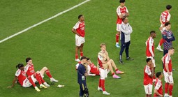 PSG dựng tượng đài kỷ lục, Arsenal ôm nỗi đau 266 trận