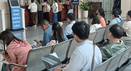 Tranh luận quanh việc áp ngưỡng nợ thuế để cấm xuất cảnh