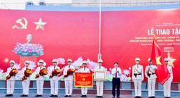 Một đội thuộc Công an TPHCM nhận danh hiệu Anh hùng Lực lượng vũ trang nhân dân