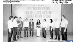 Báo in ngày 6-5: Vỉa hè, dẹp “điểm nóng”, mở đường mưu sinh