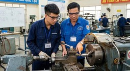 Sớm hiện thực hóa chính sách chăm lo