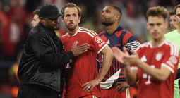 Luật "lạ" của IFAB khiến Bayern Munich mất phạt đền trước PSG