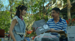 "Dưới ô cửa sáng đèn" đưa thời sự nóng hổi lên màn ảnh