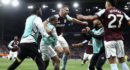 Aston Villa đại thắng Nottingham Forest, vào chung kết Europa League sau 44 năm