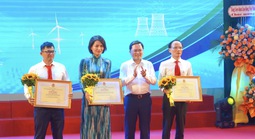 Người lao động ngành Công nghiệp - Năng lượng được tiếp thêm động lực