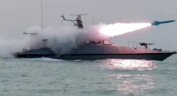 Tên lửa, UAV Iran lại tấn công UAE