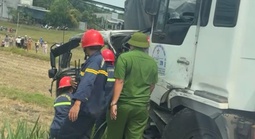Hiện trường vụ tai nạn giao thông liên hoàn ở Tây Ninh khiến tài xế chết thảm