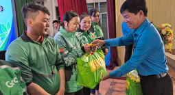 ĐIỂM TỰA VỮNG CHẮC CỦA CÔNG NHÂN - LAO ĐỘNG (*): Củng cố nội lực, khẳng định vai trò