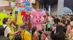 Ngàn nụ cười rạng rỡ tại "thành phố lễ hội thu nhỏ" Gigamall dịp Quốc tế thiếu nhi 1-6