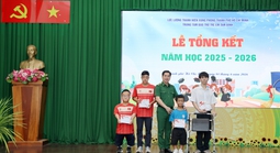 Mỗi năm học khép lại là một hành trình vượt khó đầy ý nghĩa