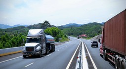 Doanh nghiệp dự án lo bị trục lợi chính sách miễn, giảm phí trên cao tốc Bắc Giang - Lạng Sơn