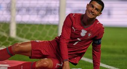 Ronaldo 2 lần đối mặt thủ môn vẫn bất lực, Bồ Đào Nha thắng nhọc Nigeria