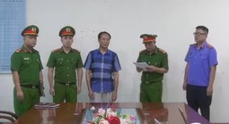 Bắt 3 cựu cán bộ Chi cục Thuế