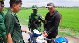 Phá đường dây vận chuyển ma túy qua cửa khẩu Mộc Bài
