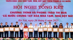 Chính phủ hoàn thành mục tiêu 334.000 căn nhà tạm được xây mới, HDBank chung tay trên 2.600 căn