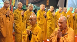 Lễ cầu siêu liệt sĩ tại công viên Lê Thị Riêng, TPHCM chiều 13-6