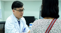 Sống phóng khoáng, người phụ nữ mắc bệnh “khó nói”