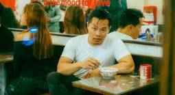 "Tân binh" Jake Lê kể trải nghiệm đối đầu với Hồng Ánh, Thanh Hằng