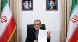 NÓNG: Iran lại tuyên bố đóng eo biển Hormuz
