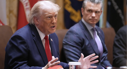 Ông Donald Trump nói Iran “đầu hàng vô điều kiện”