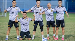 Hàng loạt trụ cột chia tay CLB Thanh Hóa sau khi trụ hạng V-League thành công
