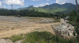 Khu tái định cư hơn 14 tỉ đồng sau 4 năm vẫn dang dở