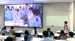 Sinh viên Việt Nam giành huy chương vàng cuộc thi Kỹ năng nghề Y học cổ truyền Việt - Trung