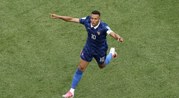 Mbappe lập cú đúp, Pháp khiến Iraq bị loại sớm