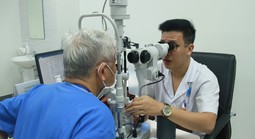 Người cao tuổi được khám sức khỏe miễn phí mỗi năm một lần