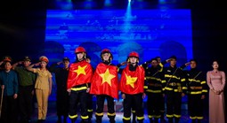 Khán giả miền Nam háo hức đón xem vở kịch "Ngược chiều bình an"