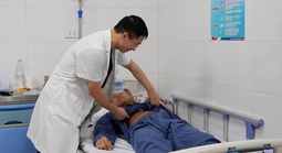 Tưởng chỉ đau sau tập gập bụng, người đàn ông suýt hoại tử ruột