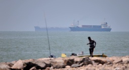 Chiến sự Trung Đông ngày 26-6: Iran cáo buộc máy bay Israel xâm nhập, 3 tàu bị chặn ở Hormuz