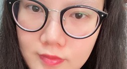 Đạo diễn Minh Nguyệt dốc sức cho triển lãm tranh của con gái - họa sĩ Moon