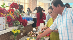 Thưởng thức buffet sầu riêng tại Cần Thơ