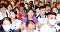 Hàng trăm gia đình hiếm muộn hội ngộ trong hành trình tìm con